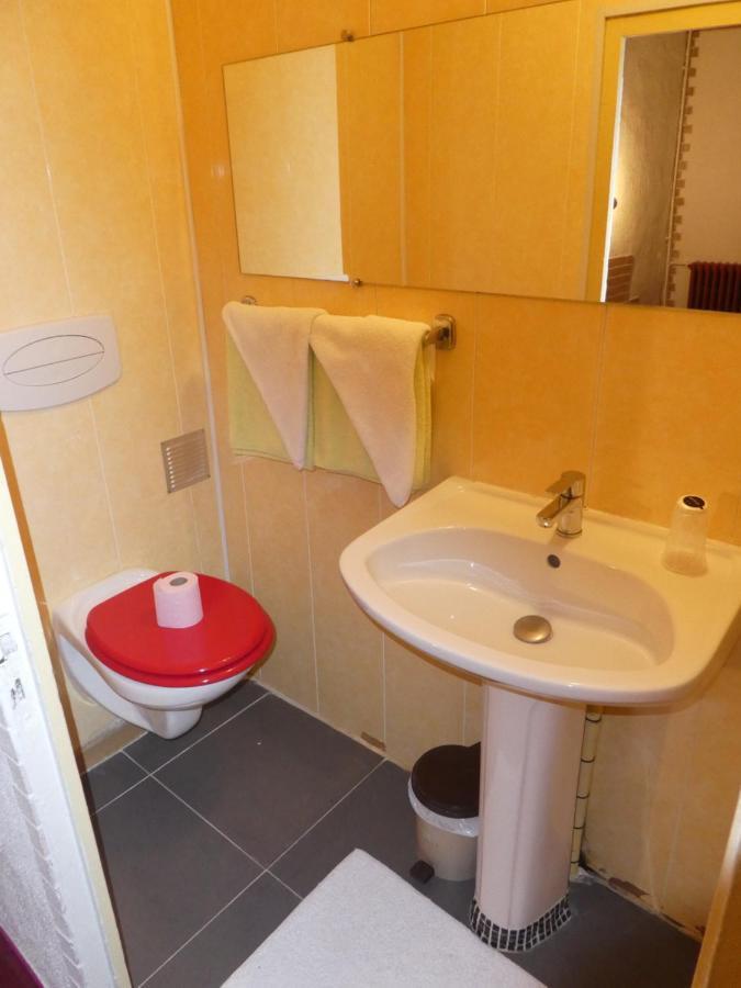 Etanit ! Etape Calme Et Parking Velo, Bicycle - Connection Tous A 1Mn Bus,Train Et Aeroport - Plein Centre De Beziers Pour Visiter,Manger - Chambres Climatisees, Spacieuses Amenagees Pour Singles, Couple, Et Ou Familles - Consigne Et Petit Dej En Plu Béziers Eksteriør billede